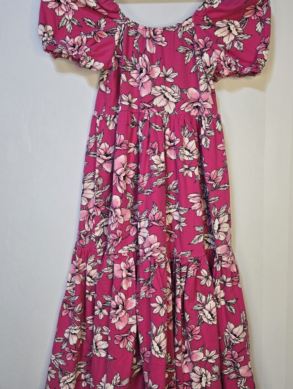 C WONDER (Christian Siriano) Hot Pink Floral Tiered Dress With Puff Sleeves NWOT - Picture 6 of 9